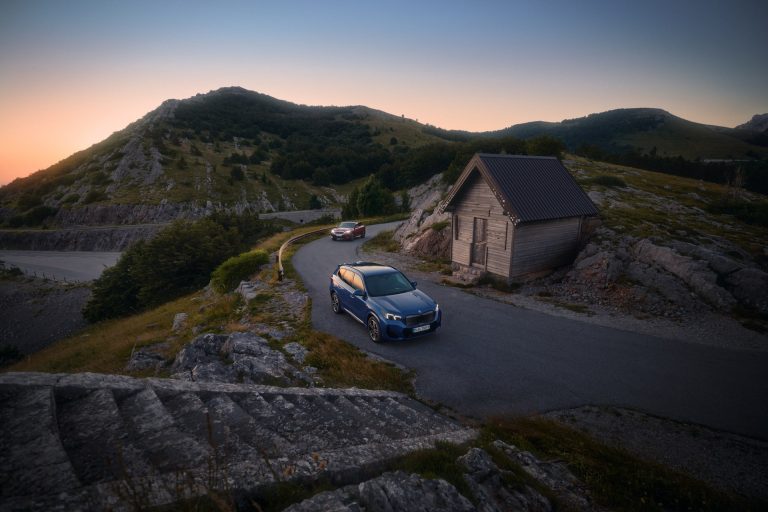 BMW iX1 vs Audi Q4 e-tron: dos SUV eléctricos compactos premium para uso diario en ciudad BMW iX1 vs Audi Q4 e-tron: dos SUV eléctricos compactos premium para uso diario en ciudad