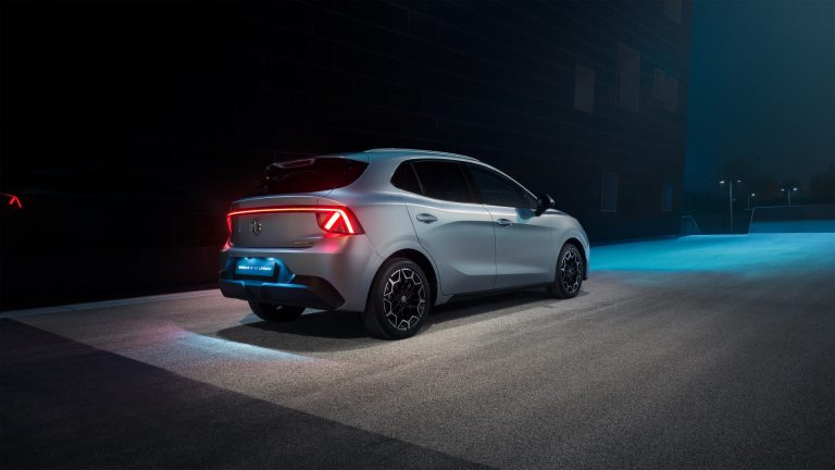 Ranking de compactos eléctricos 2026 por relación autonomía-precio por debajo de 35.000 euros