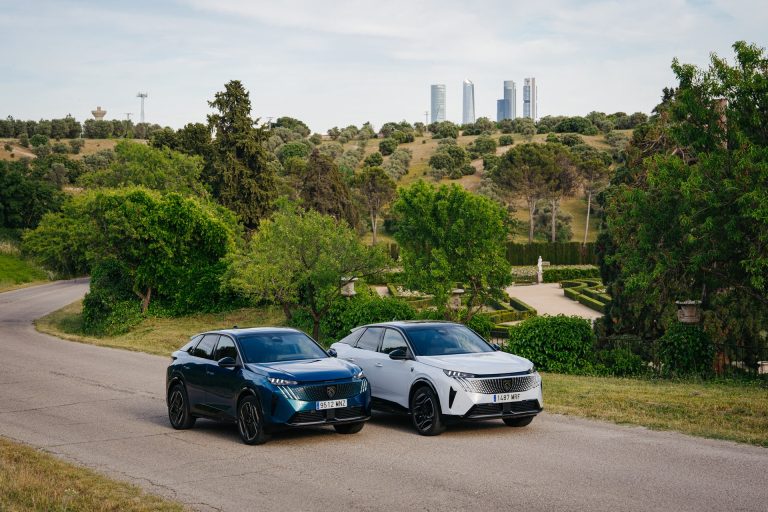 Ranking de SUV eléctricos por debajo de 50.000 € con más de 450 km reales Ranking de SUV eléctricos por debajo de 50.000 € con más de 450 km reales