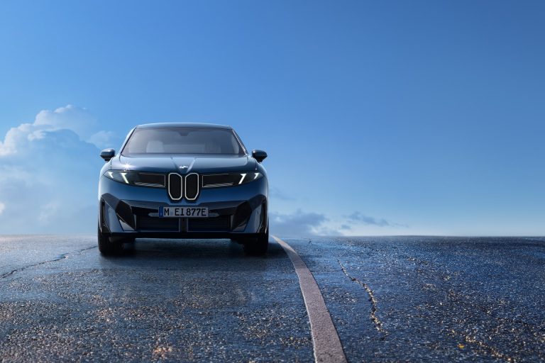 Directivo con 30.000 km/año y ZBE Madrid: cómo elegir un SUV premium híbrido enchufable con tecnología útil de