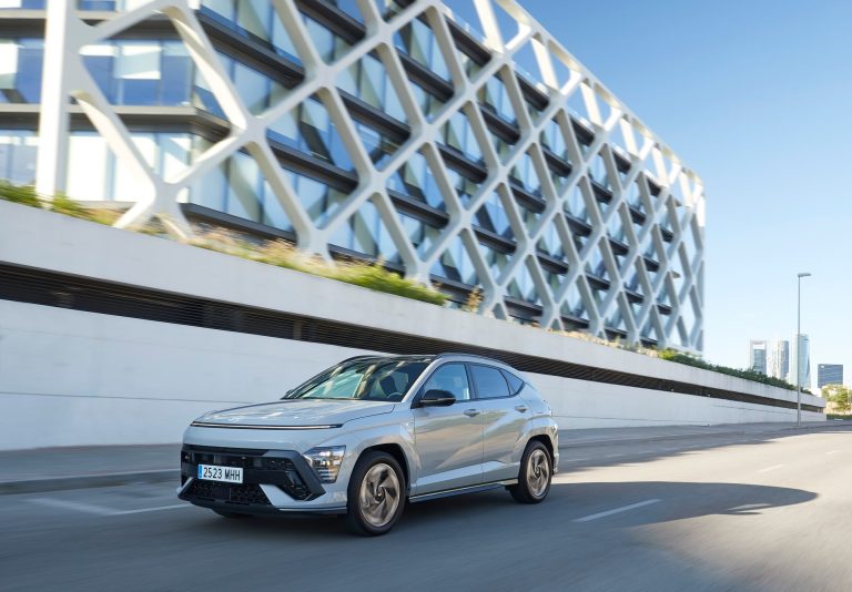 Ranking de compactos eléctricos 2026 por garantía de batería y cobertura postventa en España