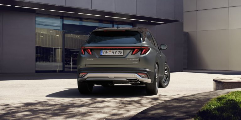 Familia con dos hijos y presupuesto de 30.000 euros: cómo elegir un SUV híbrido con buena relación calidad-precio Familia con dos hijos y presupuesto de 30.000 euros: cómo elegir un SUV híbrido con buena relación calidad-pre
