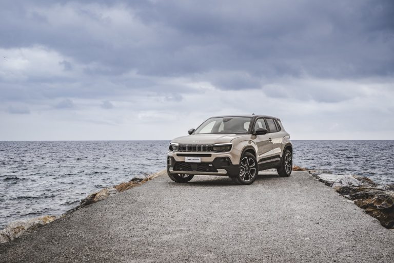 Ranking de SUV-B PHEV 2026 por tamaño de maletero real con la batería instalada